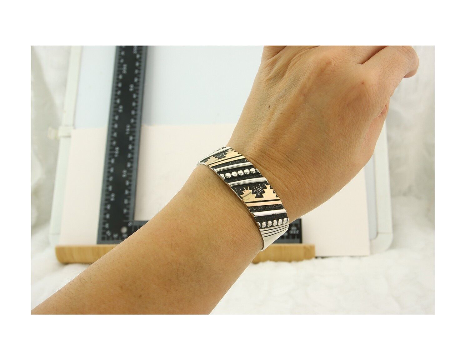 Navajo Bracelet Gold & 925 Silver Handmade 16 mm Wide Signed Thomas Singer C80s