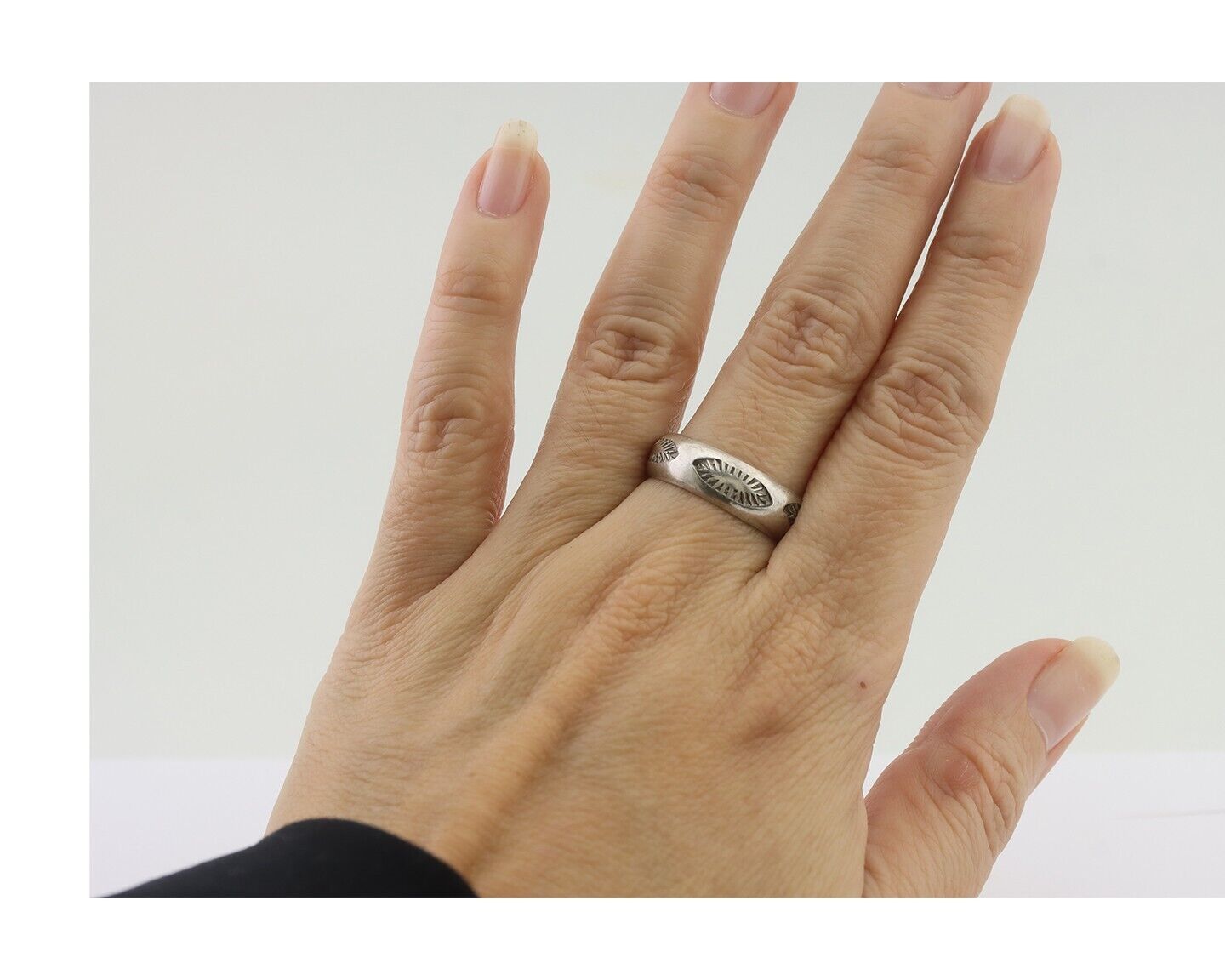 Navajo Hand Stamped Band 925 Silver 6.0 mm Signed Larry Chavez Size 7.75 C.80's