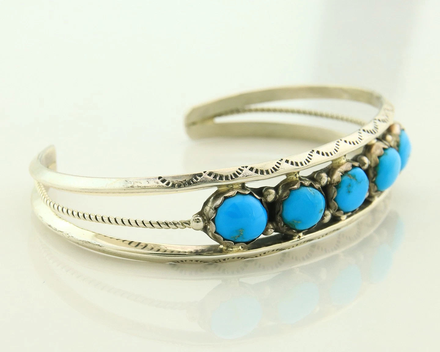 Navajo Cuff Bracelet 925 Sterling Silver Turquoise Handmade Vintage Signed R