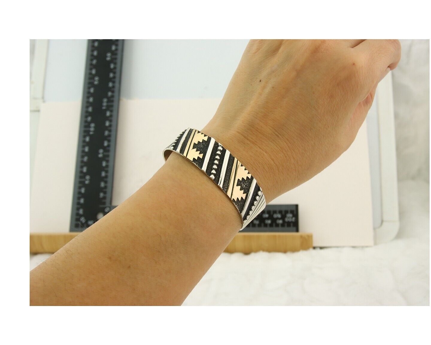 Navajo Bracelet Gold & 925 Silver Handmade 16 mm Wide Signed Thomas Singer C80s