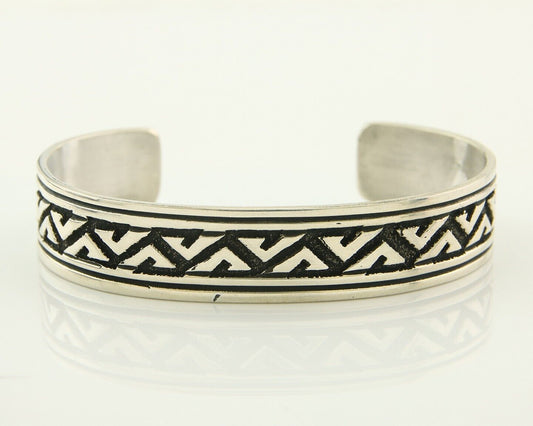 Navajo Bracelet 925 Silver Artist Signed Thomas Singer Cuff Made in the 1980's