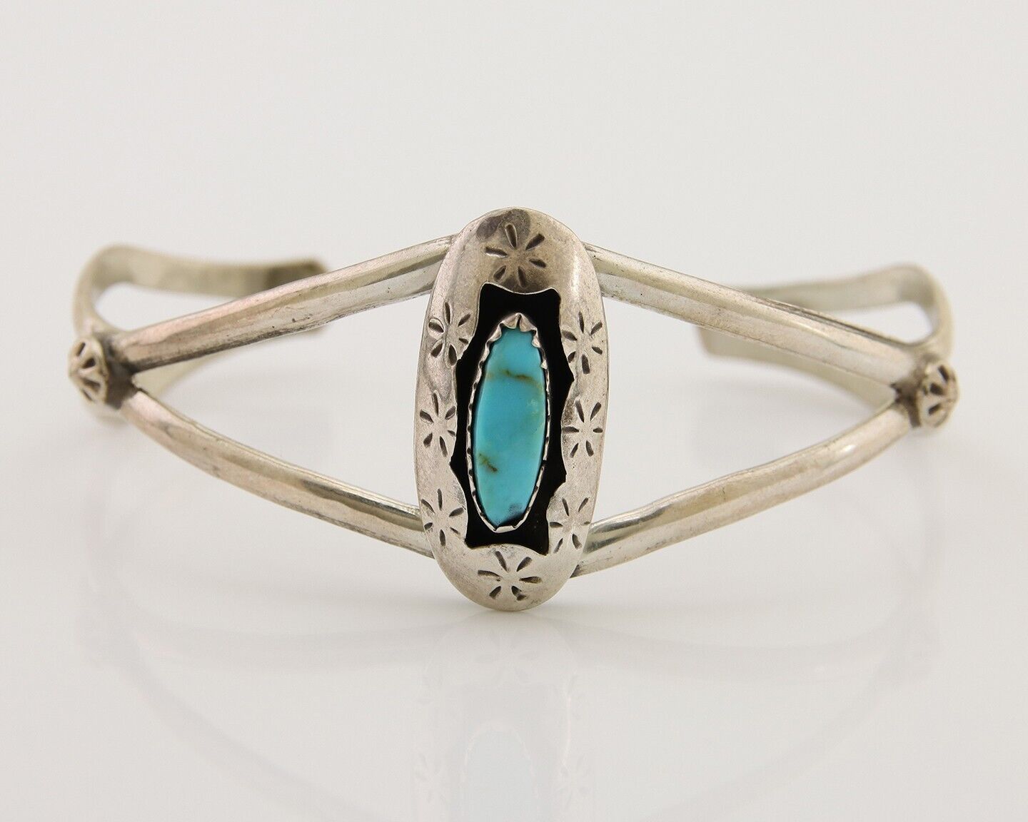 Navajo Hand Stamped Cuff Bracelet Turquoise 925 Silver Native American Artist