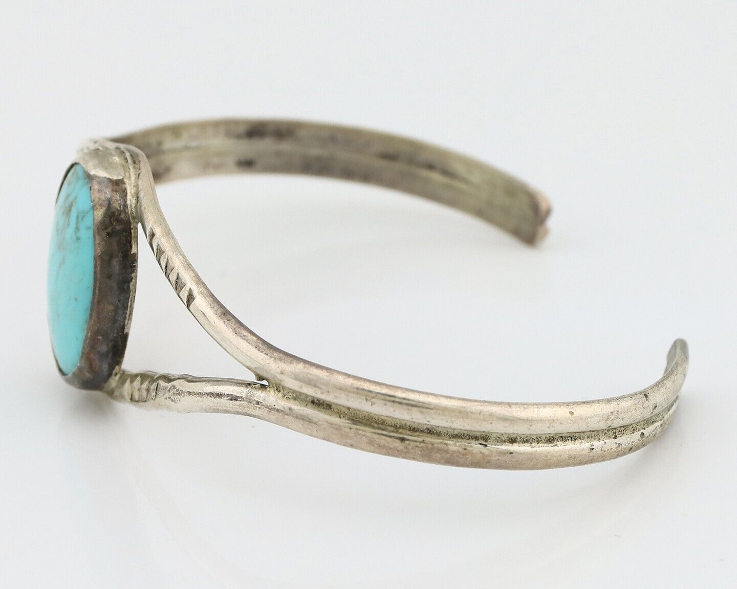 Navajo Bracelet 925 Silver Natural Blue Turquoise Artist Signed JH C.80's