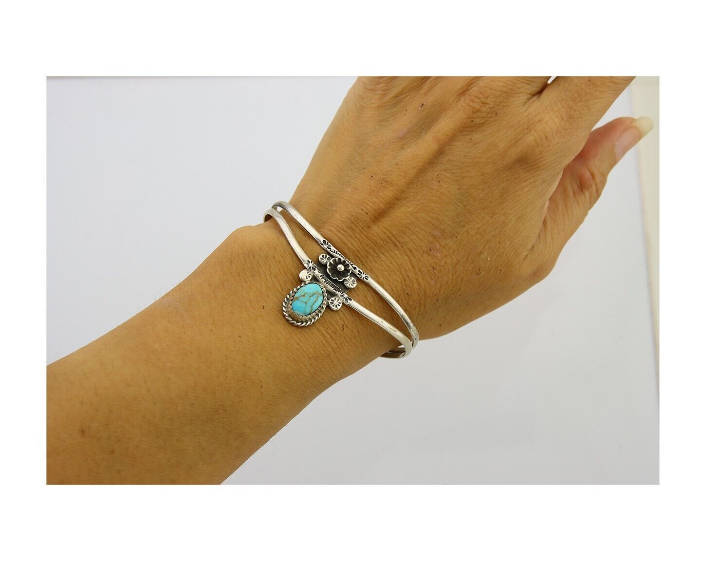 Navajo Cuff Bracelet 925 Silver Turquoise Cuff Native American Artist C.80's