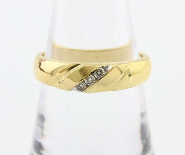 Natural Diamond Band 14k Solid Yellow Gold 3-Stone Ring