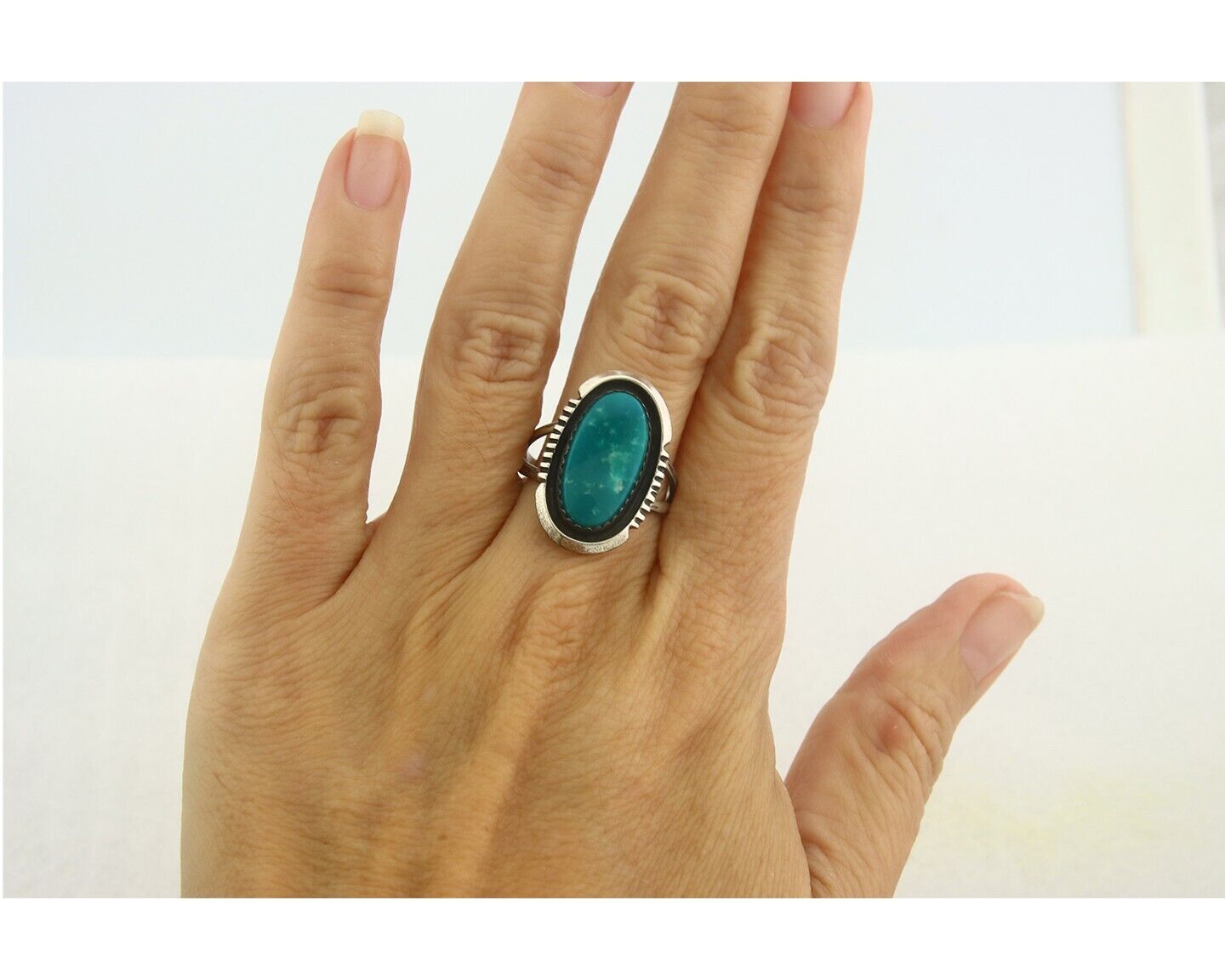 Navajo Ring 925 Sterling Natural Blue Turquoise Native Artist C.80's Size 8.0