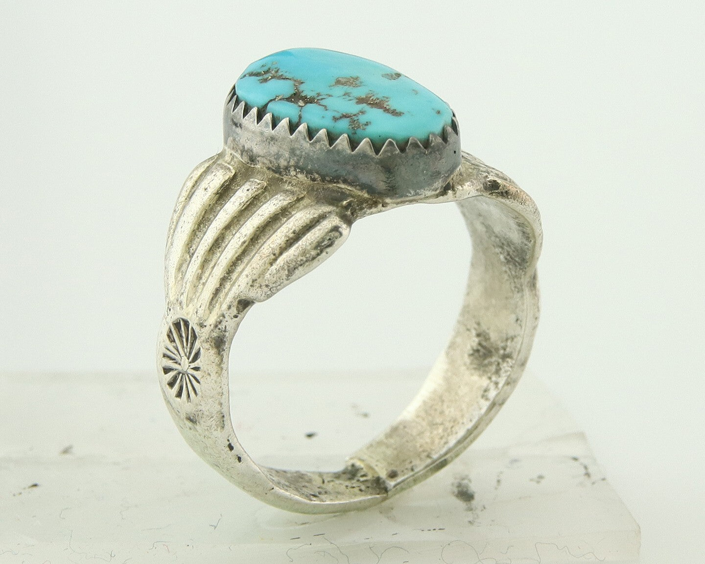 Vintage Navajo Ring 925 Sterling Silver Sand Cast Authentic Turquoise Size 7.5