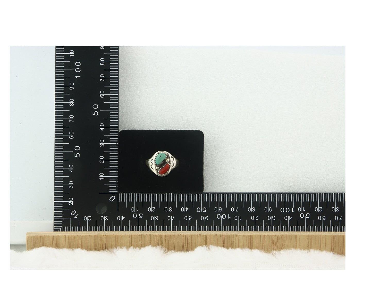 Vintage Navajo Ring 925 Sterling Silver Natural Gemstone Authentic Size 8.5
