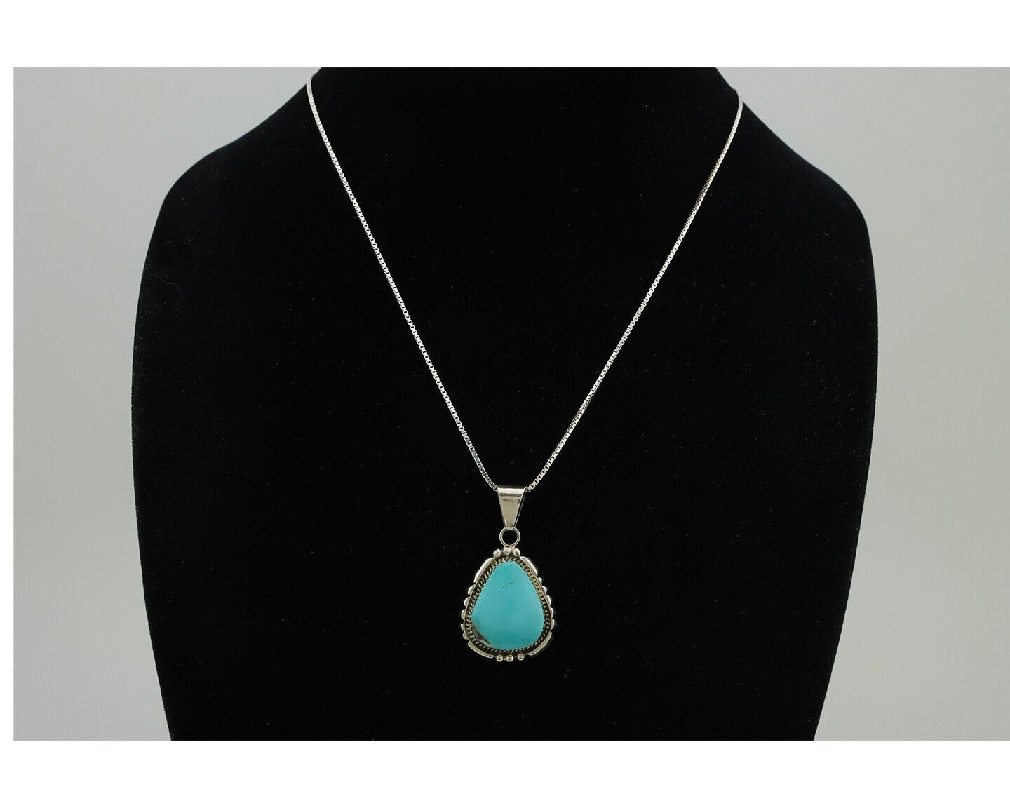 Navajo Necklace 925 Silver Kingman Turquoise B Yazzie C.80s