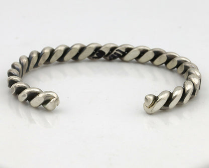 Navajo Handmade Bracelet .925 SOLID Silver Native American Artist Circa 1980's