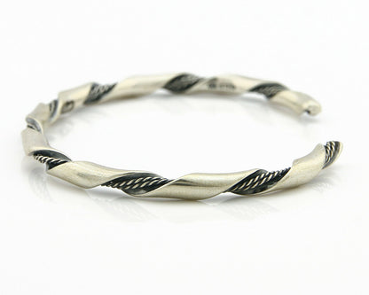 Navajo Handmade Bracelet .925 Silver Native Artist Se C.80's