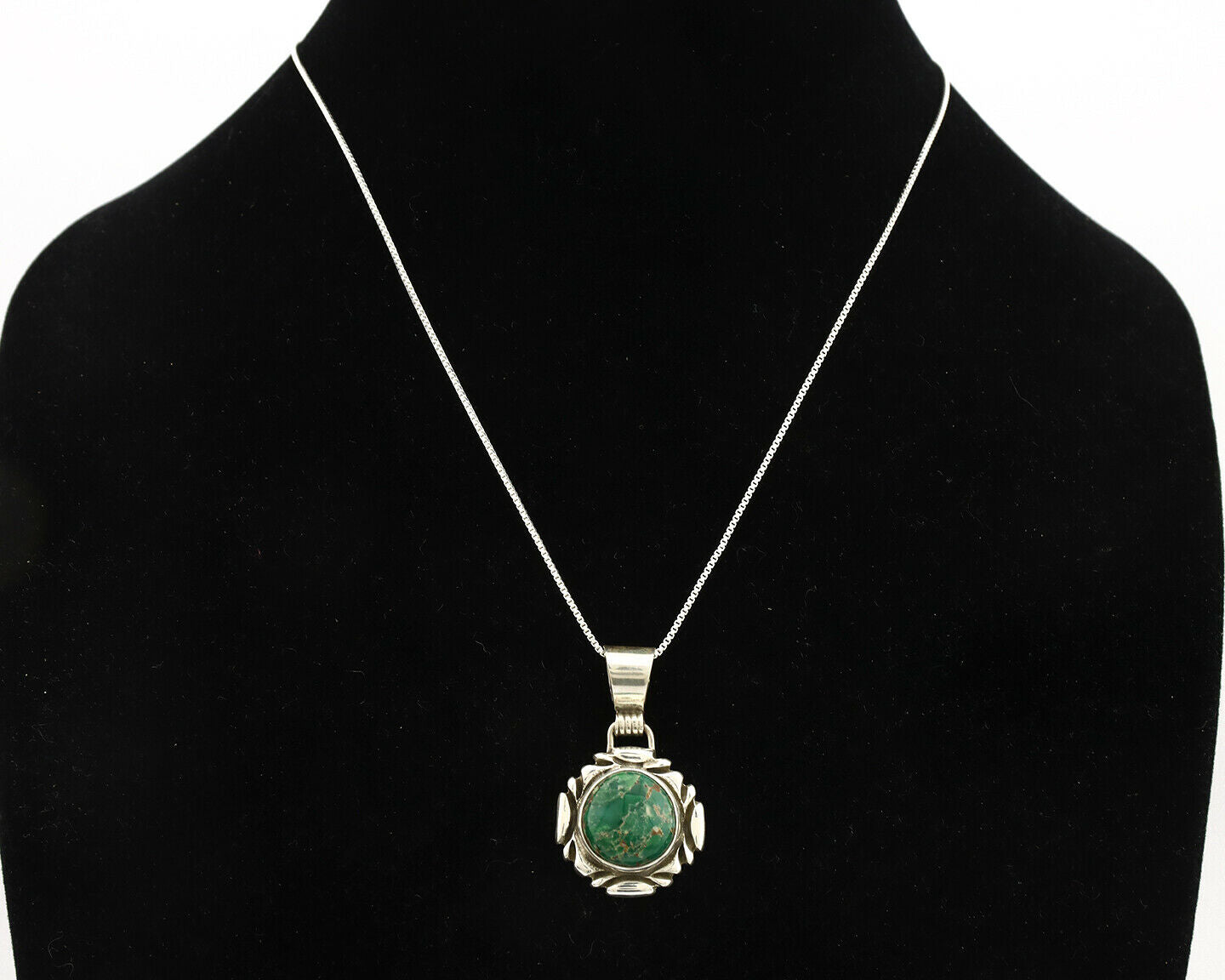 Navajo Necklace .925 Silver Green Variscite Signed Sun C.80's