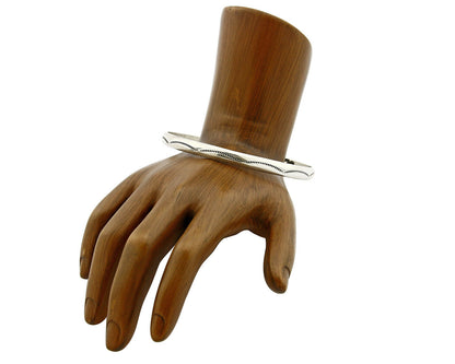 Women's Navajo Bracelet .925 Silver Hand Stamped Circa 80's