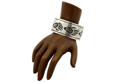 Navajo Bracelet .925 Silver Overlay Bagger Paw Signed Artist Native American C90