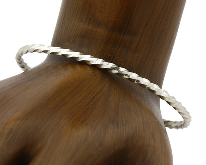 Navajo Bracelet .925 Silver Native American Artist Handmade 3.0 mm wide C.1980's