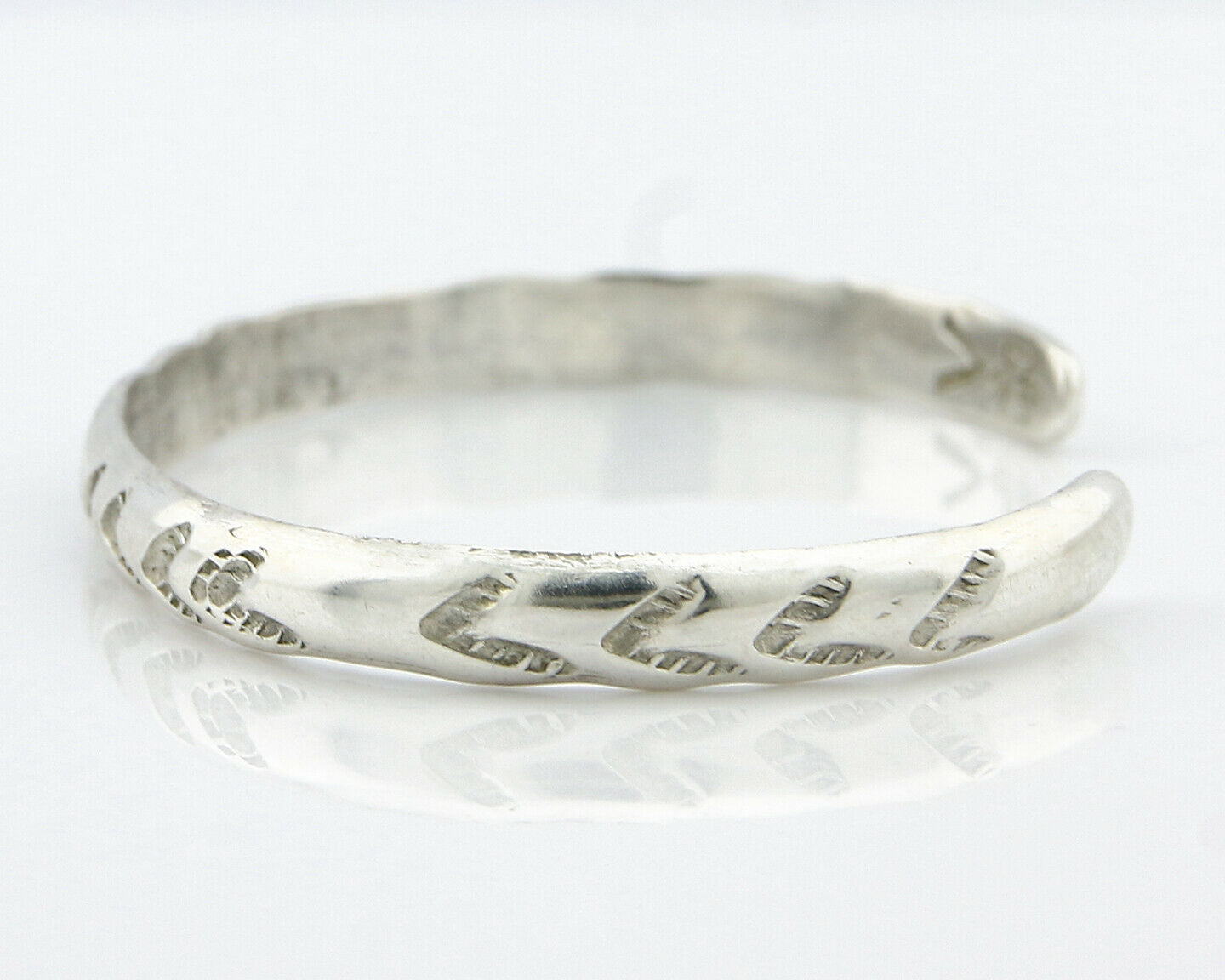 Navajo Bracelet .925 Silver Hand Stamped Arrow Head Artist I Montoya C.80's