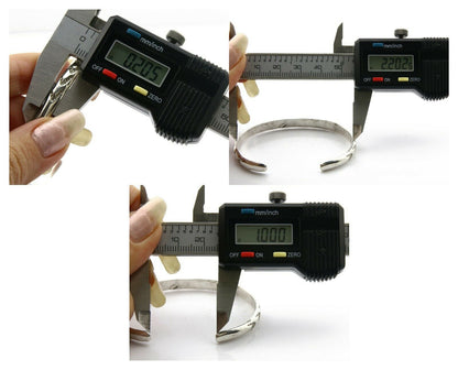 Navajo Bracelet .925 Silver Hand Stamped Arrow Head Artist V Montoya C.80's