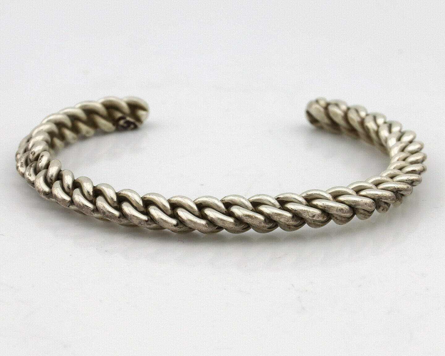 Navajo Handmade Bracelet .925 SOLID Silver Native American Artist Circa 1980's