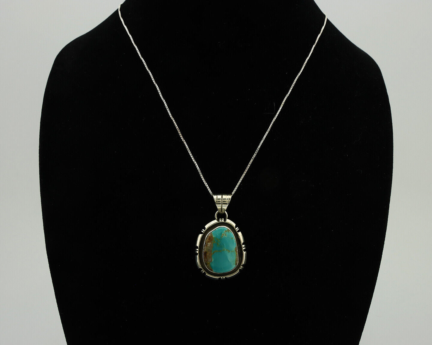 Navajo Necklace .925 Silver Kingman Turquoise Native American Artist C.1980's
