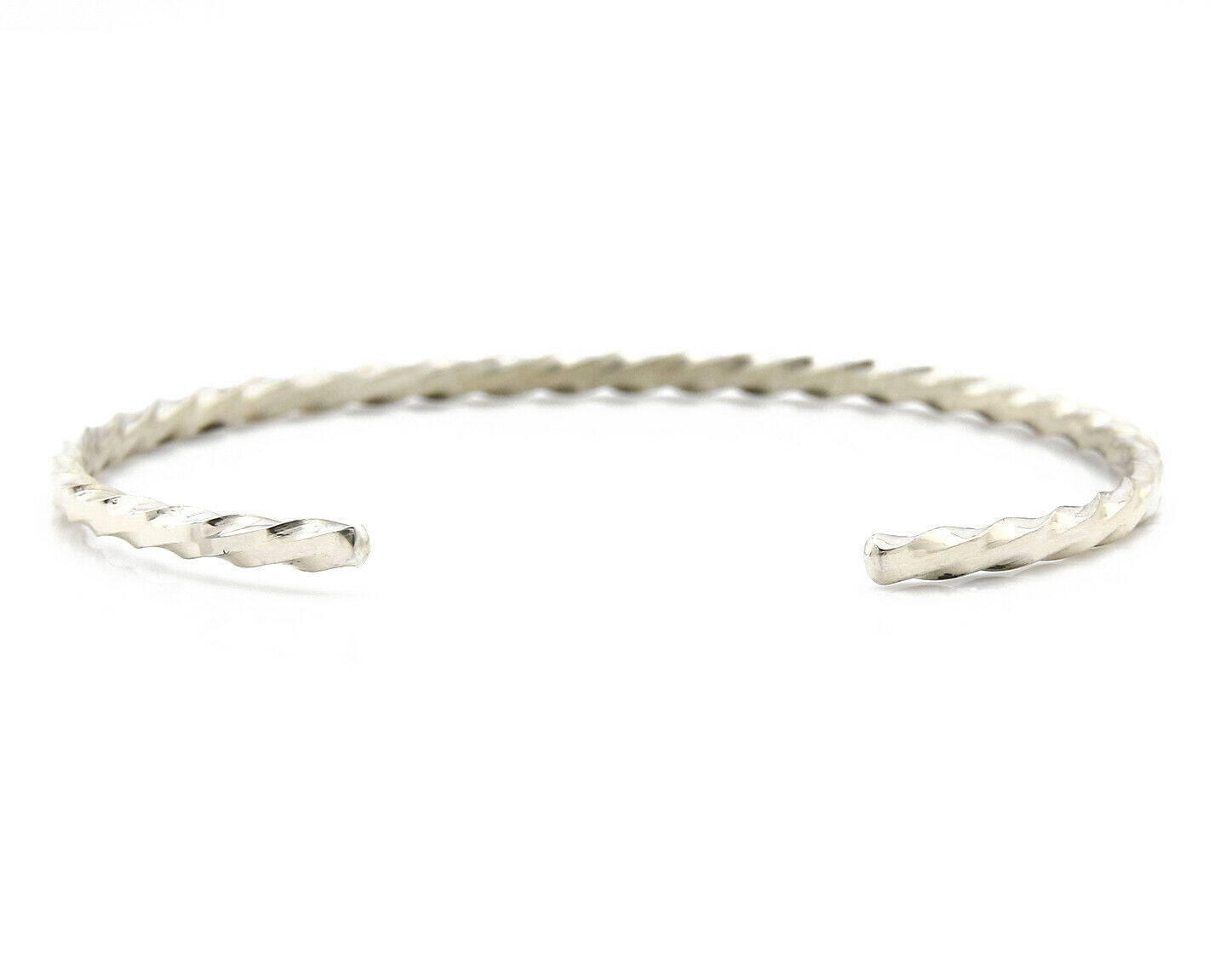 Navajo Bracelet .925 Silver Native American Artist Handmade 3.0 mm wide C.1980's