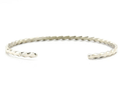 Navajo Bracelet .925 Silver Native American Artist Handmade 3.0 mm wide C.1980's