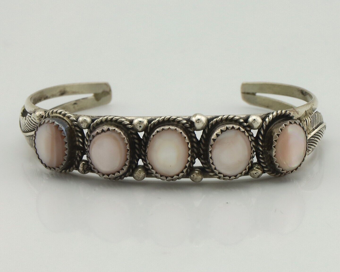 Women's Navajo Bracelet 925 Silver Natural Pink Mussel Native American C.80's