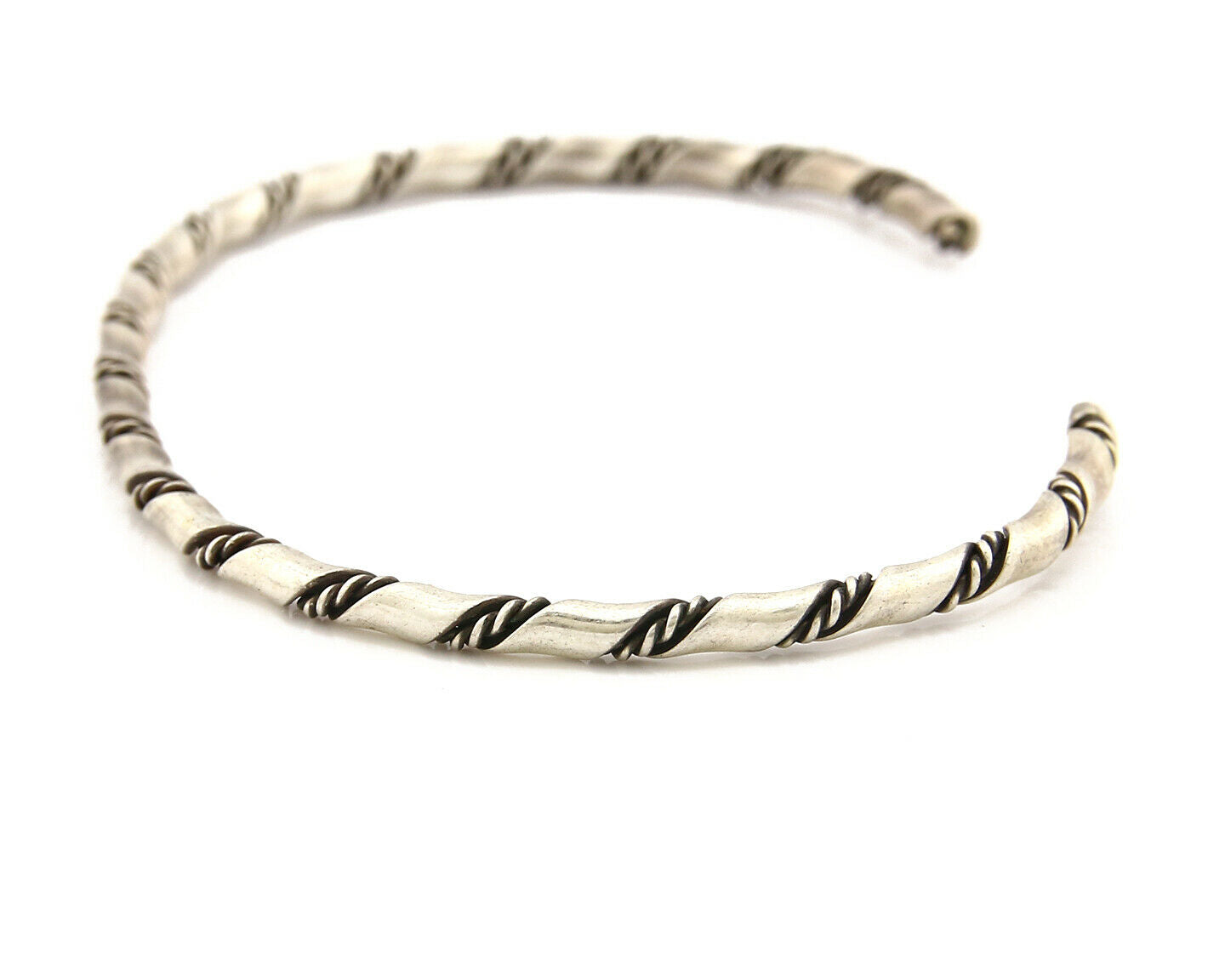 Navajo Bracelet .925 Silver Handmade Native American Artist Circa 70's