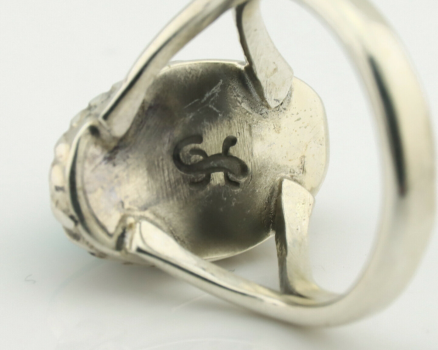 Navajo Ring .925 Silver Natural Mined Turquoise Artist Signed Gecko C.80's