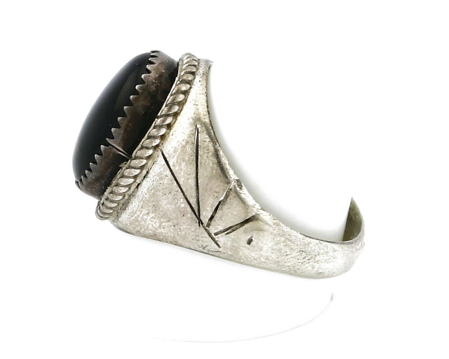 Women's Navajo Ring .925 SOLID Silver Hand Stamped Black Onyx Circa 1980's