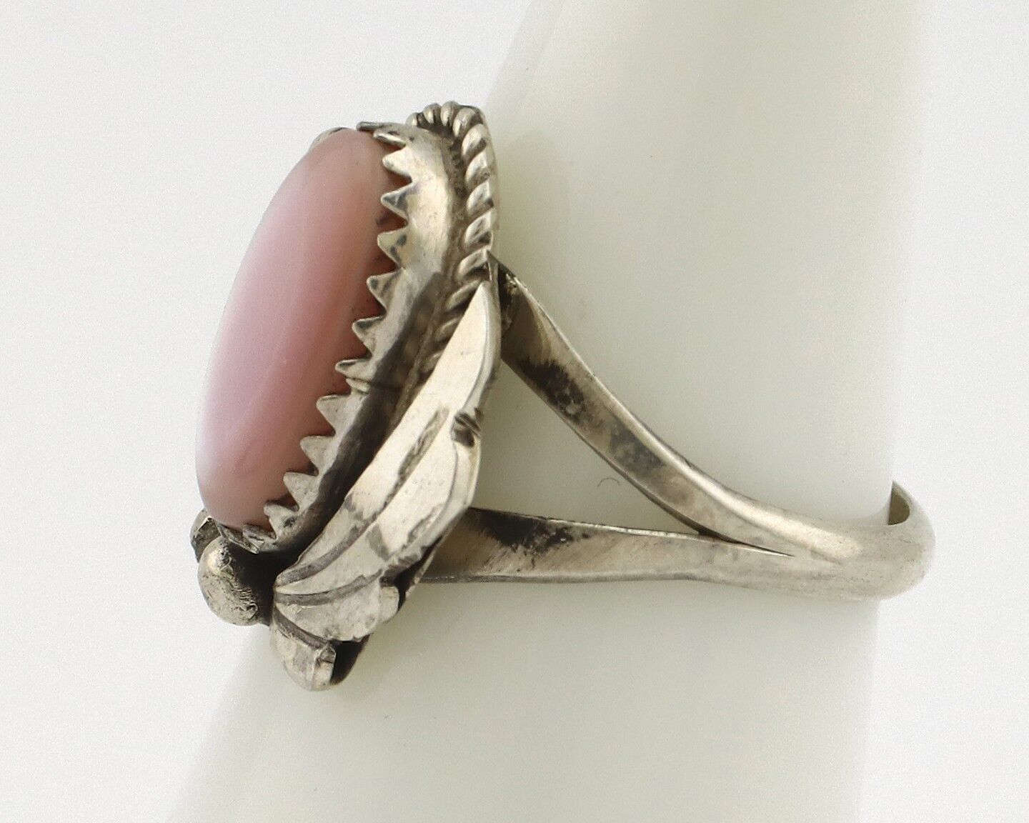 Navajo Ring .925 Silver Natural Pink Mussel Artist Signed Justin Morris C.80's
