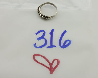 Navajo Ring .925 Silver Size 6.75 Handmade Native American Artist C.1980s