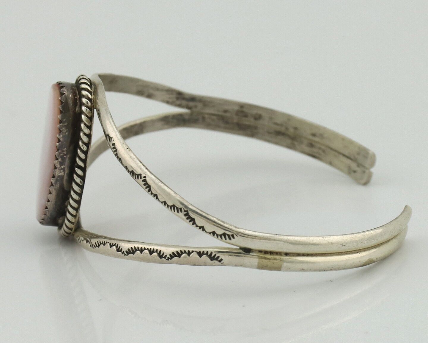 Women's Navajo Bracelet 925 Silver Natural Pink Mussel Native American C.80's