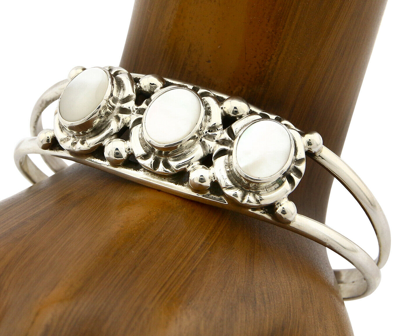 Navajo Bracelet .925 Silver Natural Mother of Pearl Handmade Native Artist C80's