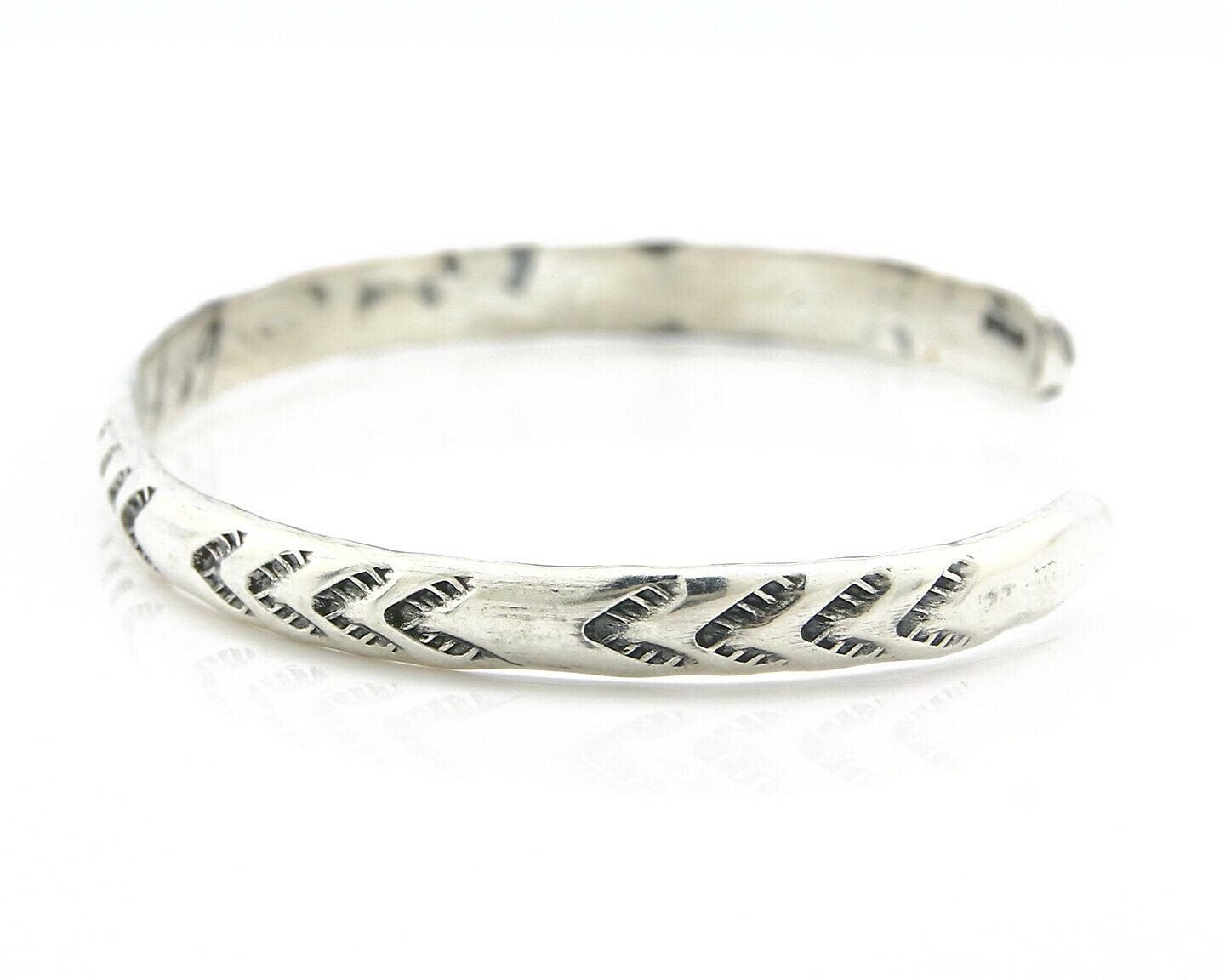 Navajo Bracelet .925 Silver Hand Stamped Arrow Head Artist I Montoya C80s