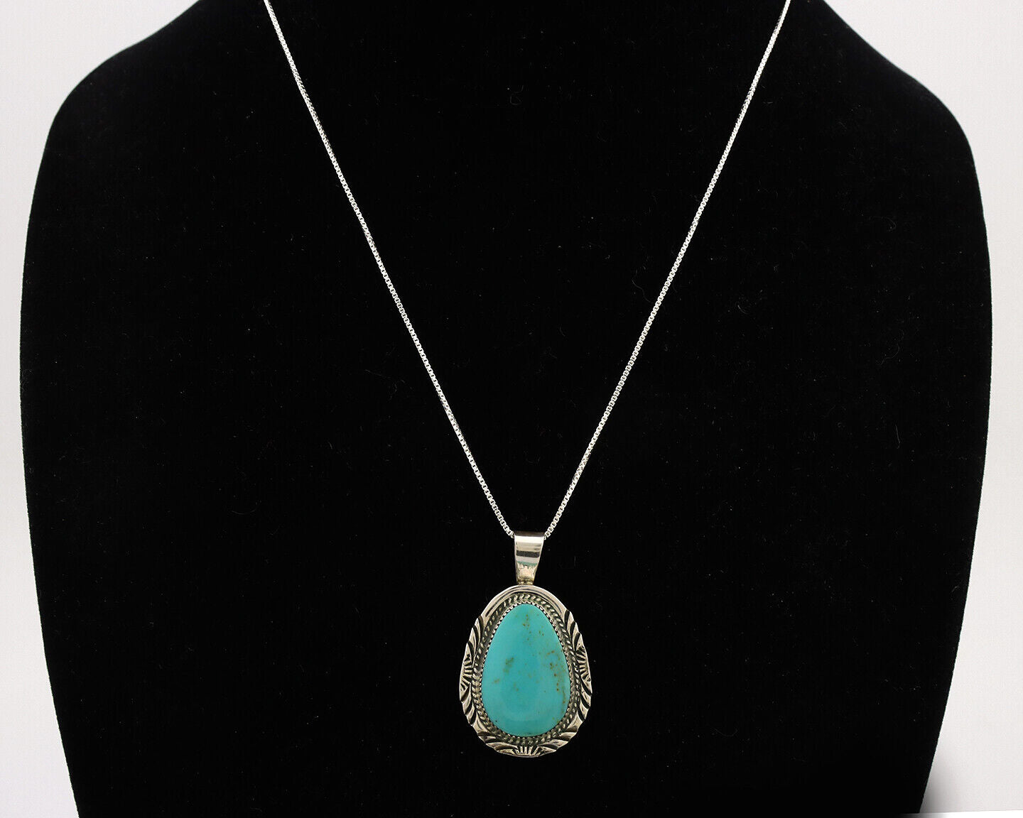 Navajo Necklace .925 Silver Kingman Turquoise Native American Signed C.1980's