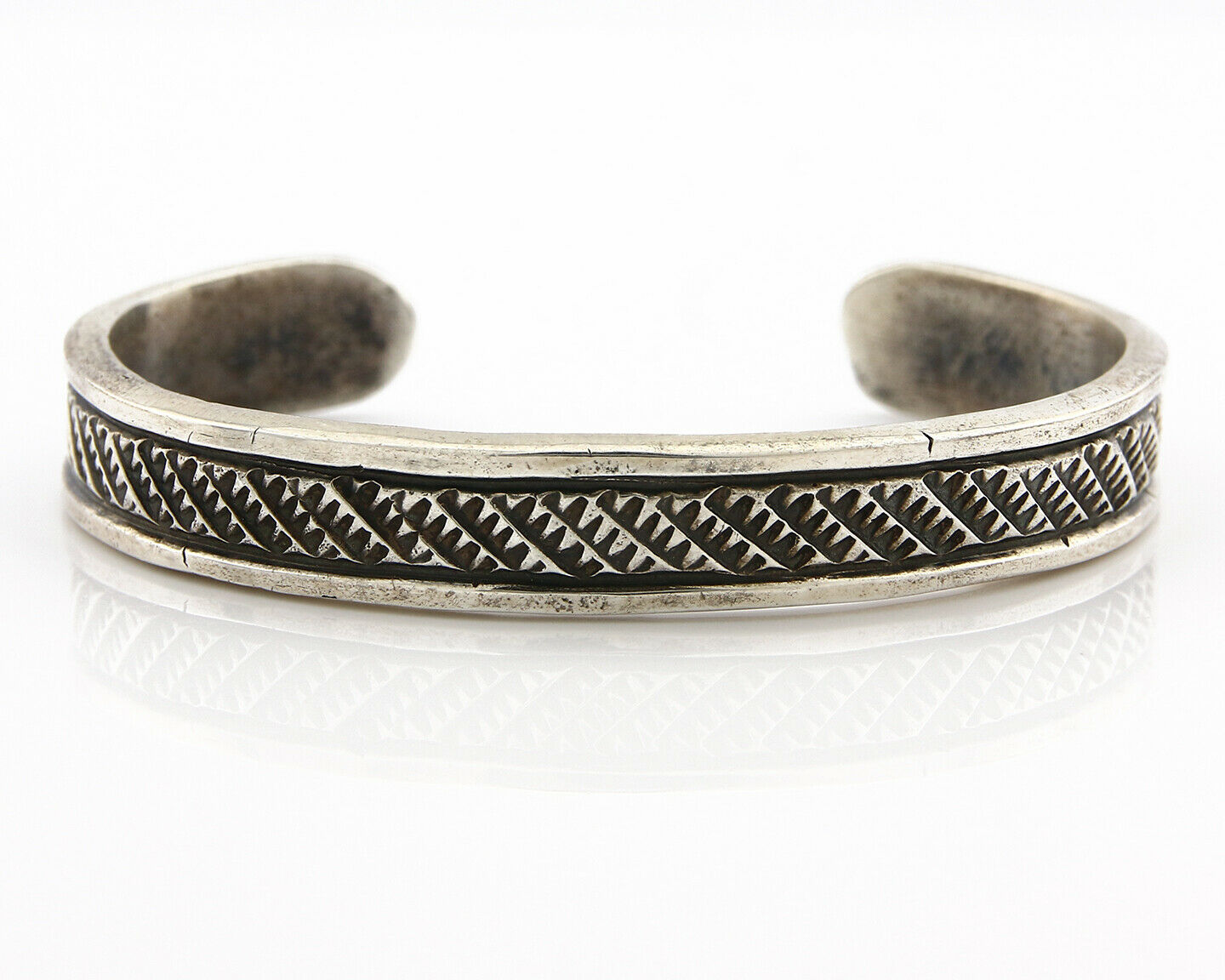 Navajo Bracelet SOLID .925 Silver Handmade Cuff Artist Douglas Etsitty C.80's