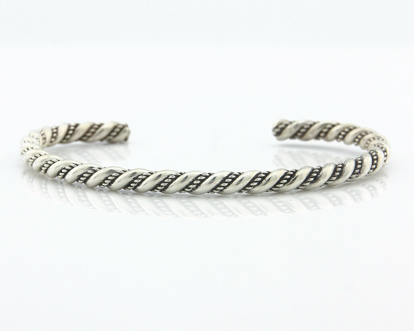 Navajo Bracelet .925 SOLID Silver Handmade Artist Tahe Circa Late 1980's