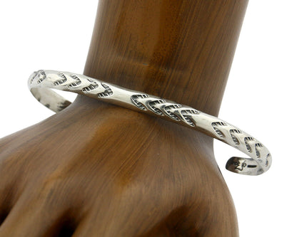 Navajo Bracelet .925 Silver Hand Stamped Arrow Head Artist I Montoya C80s