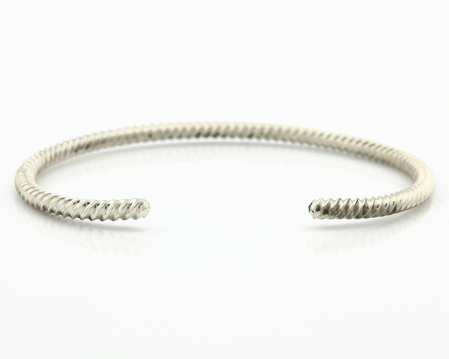 Navajo Handmade Bracelet .925 Silver Native Artist TAHE C.80's