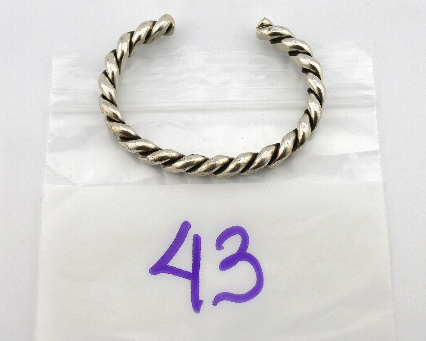 Navajo Handmade Bracelet .925 SOLID Silver Native American Artist Circa 1980's