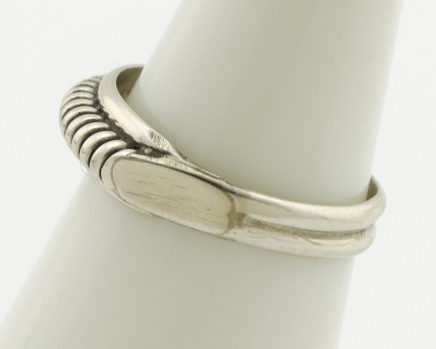 Navajo Ring .925 Silver Size 5.25 Handmade Native American Artist C.1980s