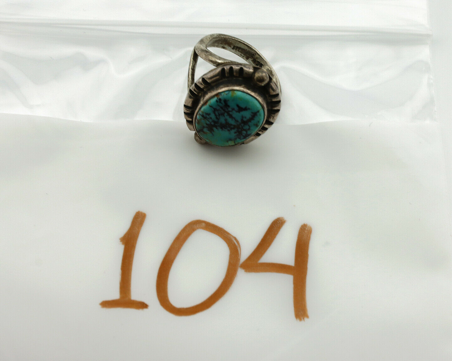 Navajo Ring .925 Silver Kingman Turquoise Artist Signed Gecko C.1980's
