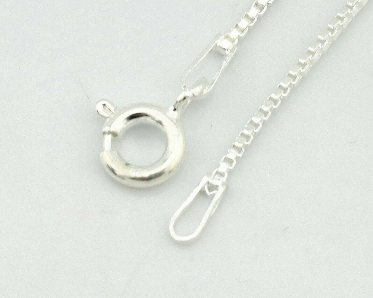 Navajo Necklace .925 Silver Kingman Turquoise Signed V C.1980's