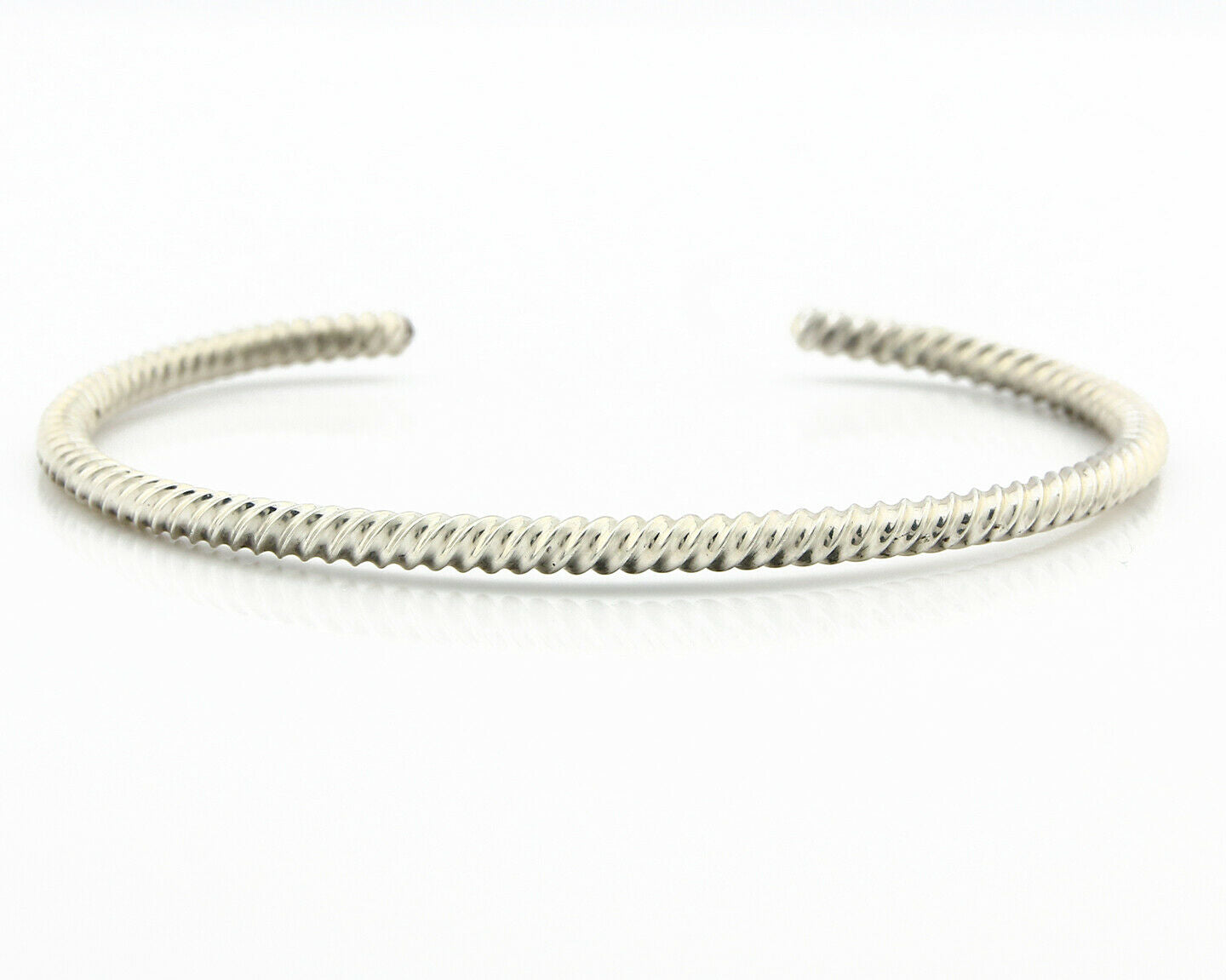 Navajo Handmade Bracelet .925 Silver Native Artist TAHE C.80's