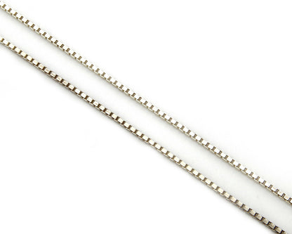 Women's Zuni Necklace .925 Silver Tiwa Sun C.1980's Gemstones