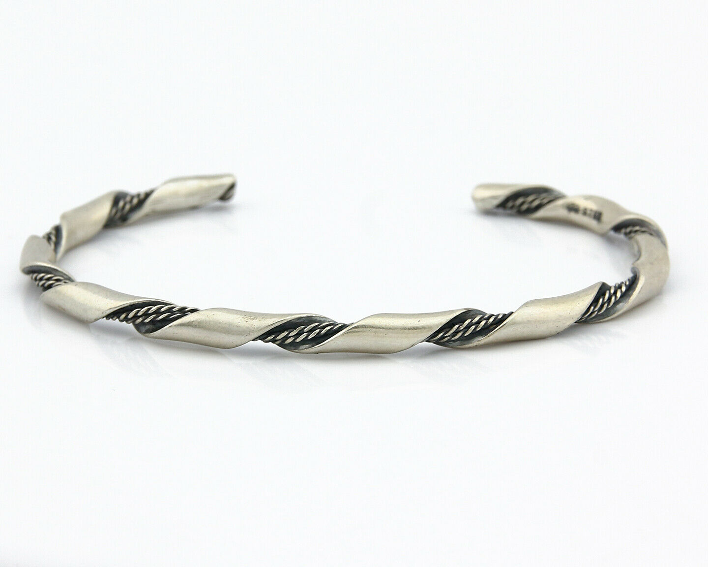 Navajo Handmade Bracelet .925 Silver Native Artist Se C.80's