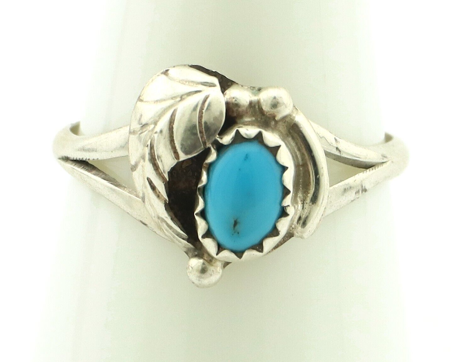 Navajo Ring .925 Silver Natural Blue Turquoise Artist Signed DT C.80's
