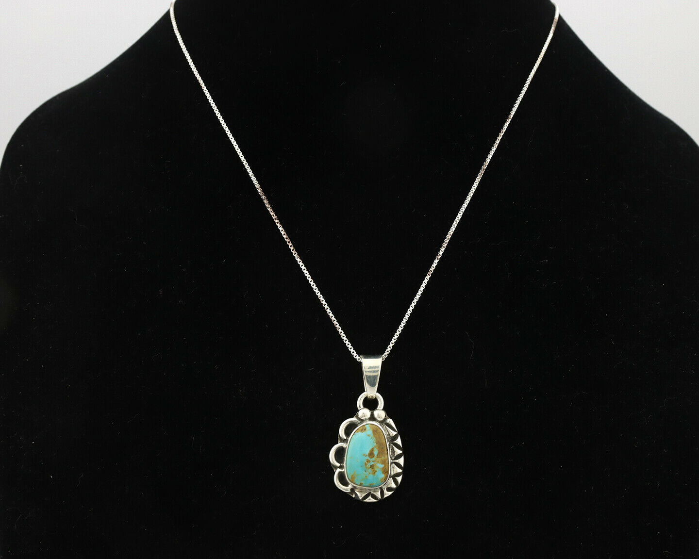 Navajo Pendant .925 Silver Kingman Turquoise Artist Signed Gecko C.80's
