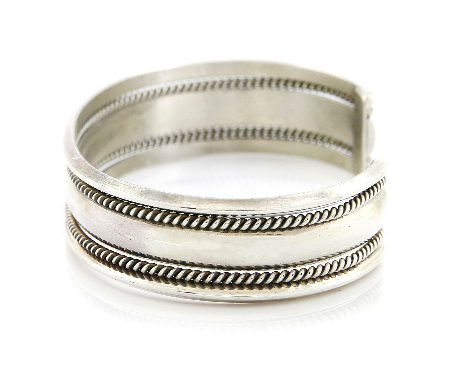 VTG Signed Navajo Indian Artist TAHE .925 Silver Cuff Bracelet