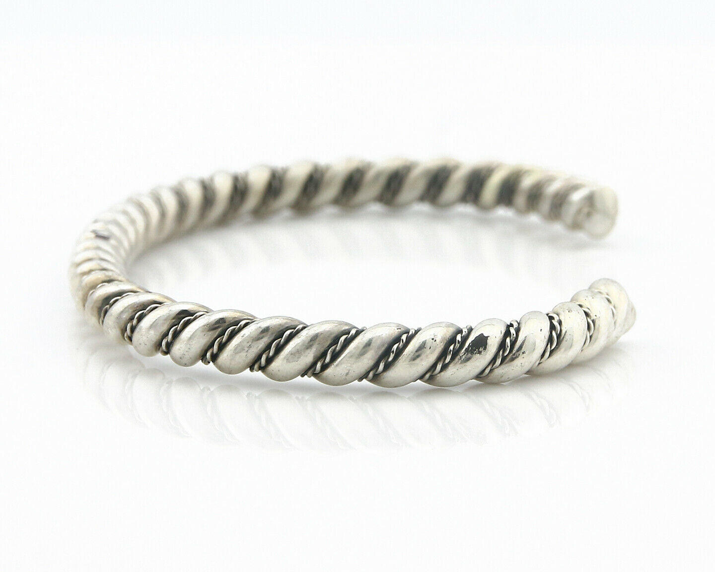 Navajo Bracelet .925 SOLID Silver Handmade Artist Tahe Circa Late 1980's